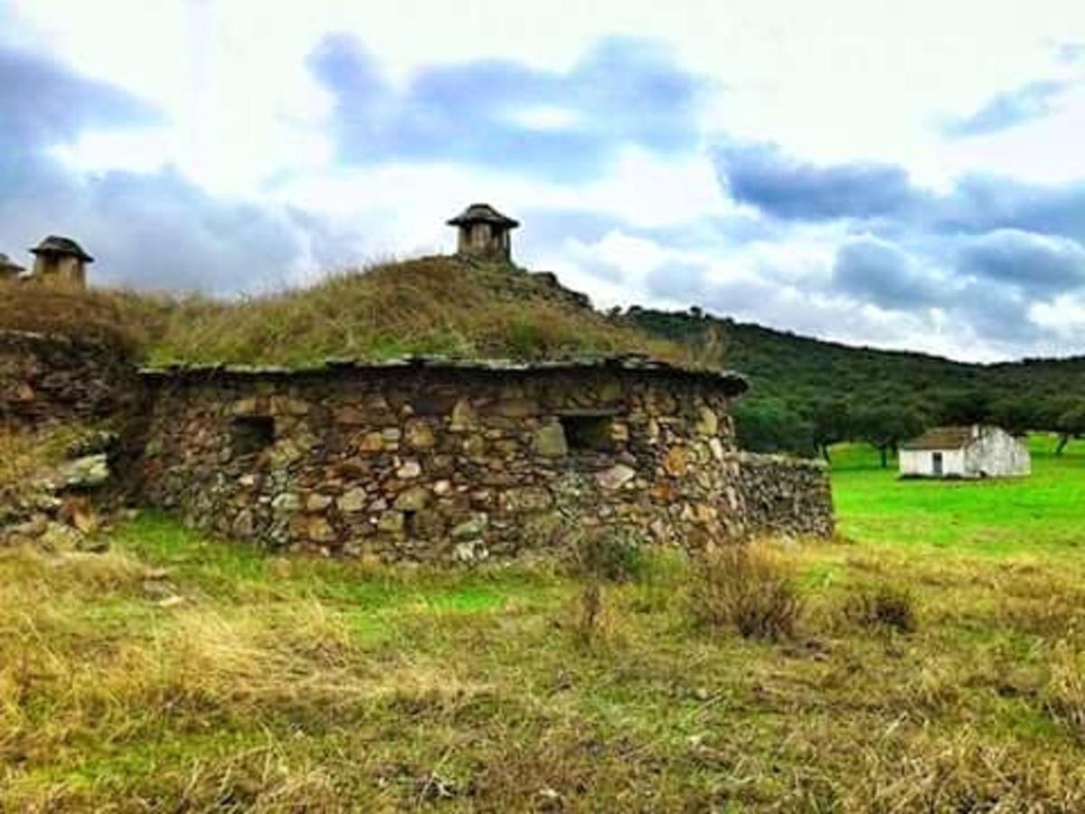 Charming House With Mountain View In Encinasola, Fireplace Villa Exterior photo